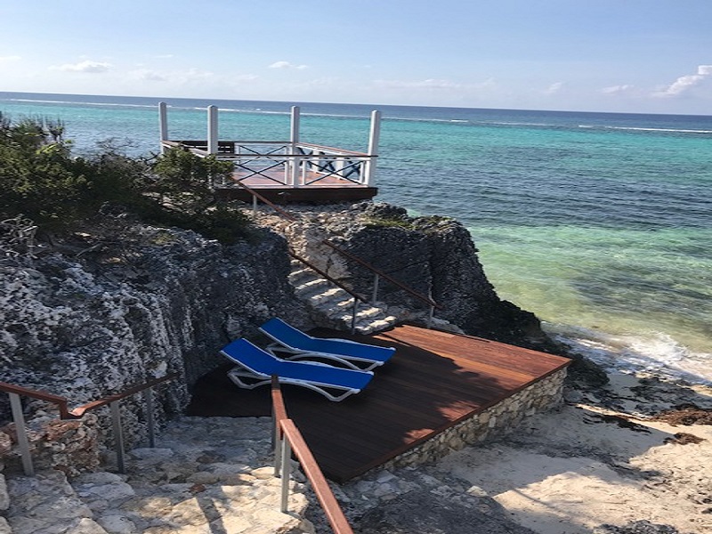 Ipe Steps to caribbean sea.jpg